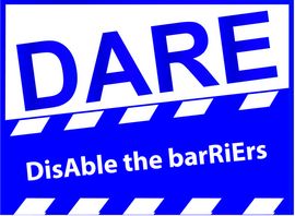 Logo in blau weißer Farbe mit dem Schriftzug DARE, Disable the barriers